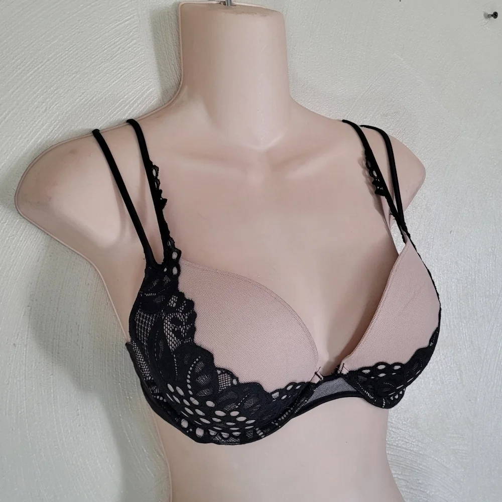 Victoria's Secret Very Sexy Push Up Bra Black Beige Lace Size Women's 32D